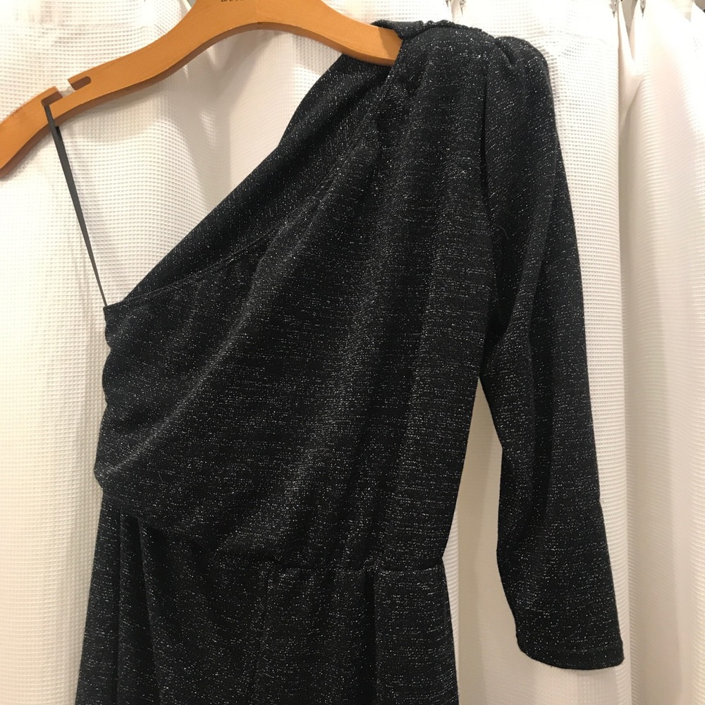 Reformation Punch dress, in Gemini - Picture 3 of 6
